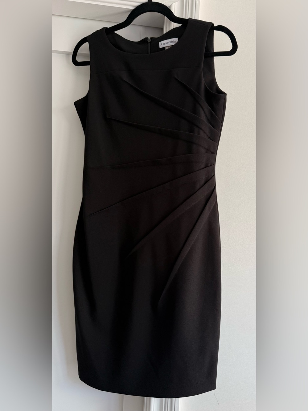 Calvin Klein Black Sleeveless Midi Sheath Dress with Pleated Detail